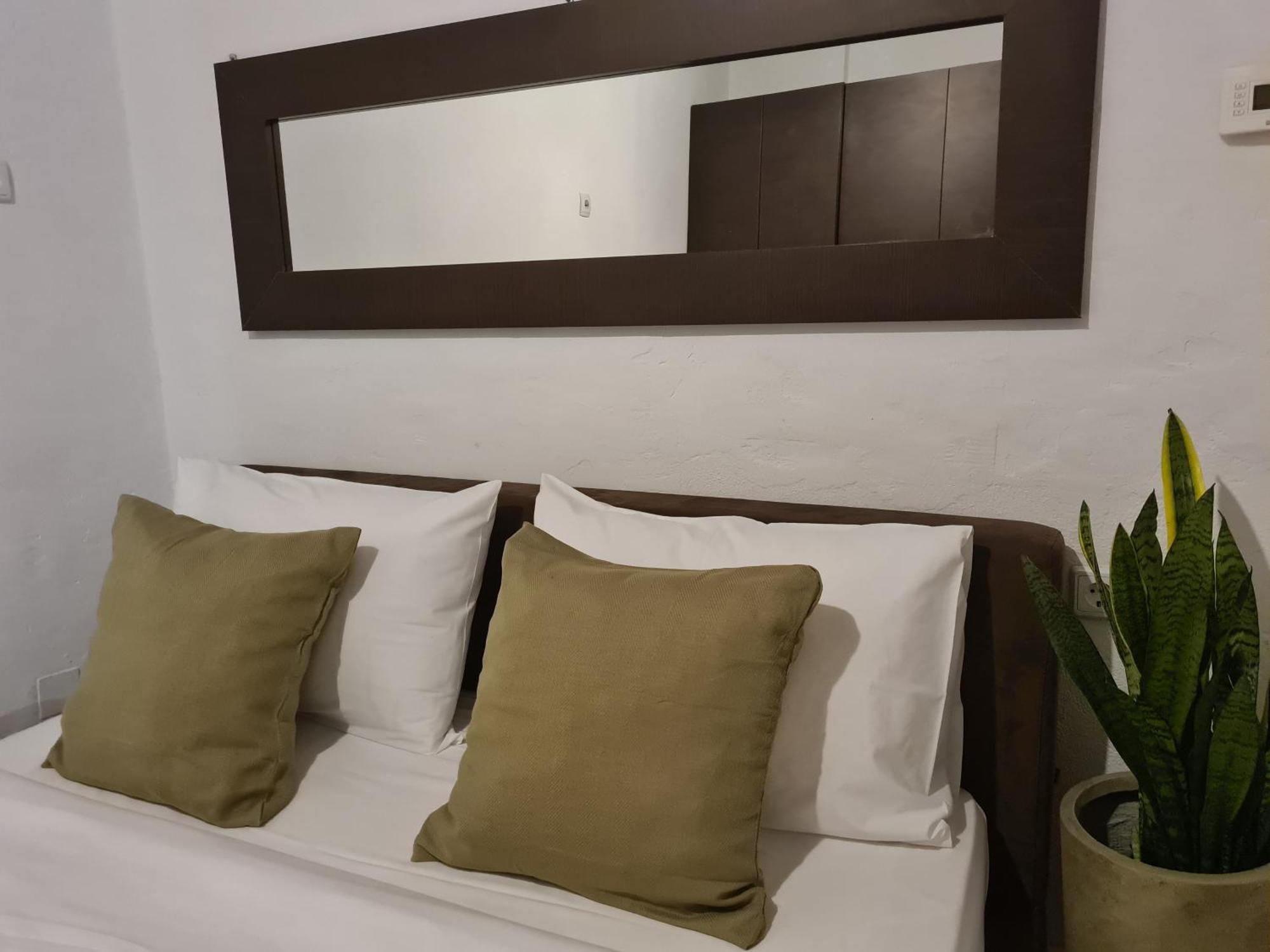 Apartment In The Heart Of The City 3A 拉里萨 外观 照片